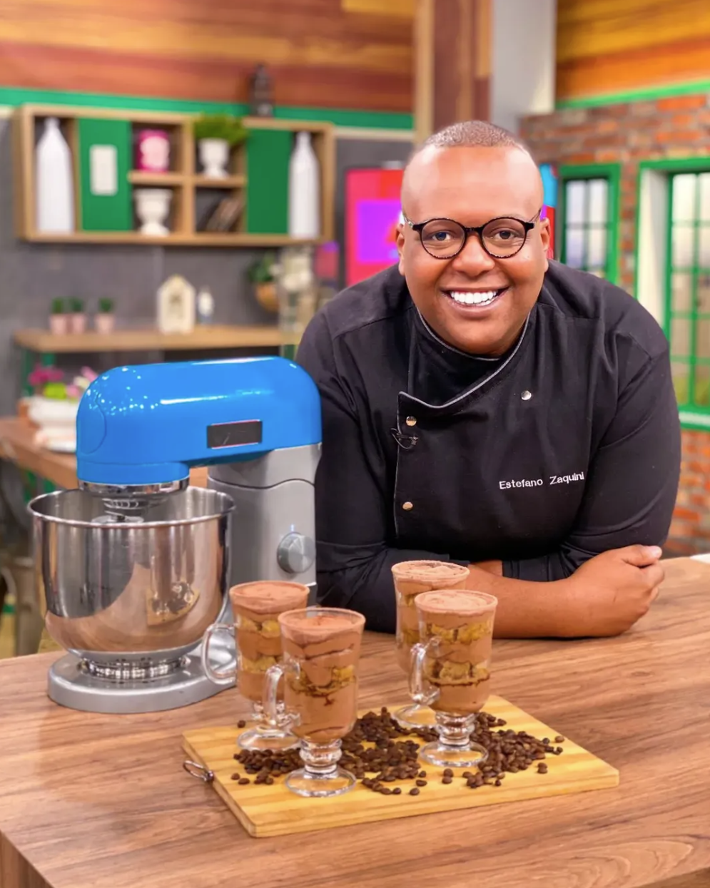 Sobremesa de tiramisù em taças individuais